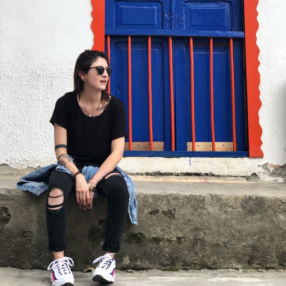 Meet your Posher, Alejandra